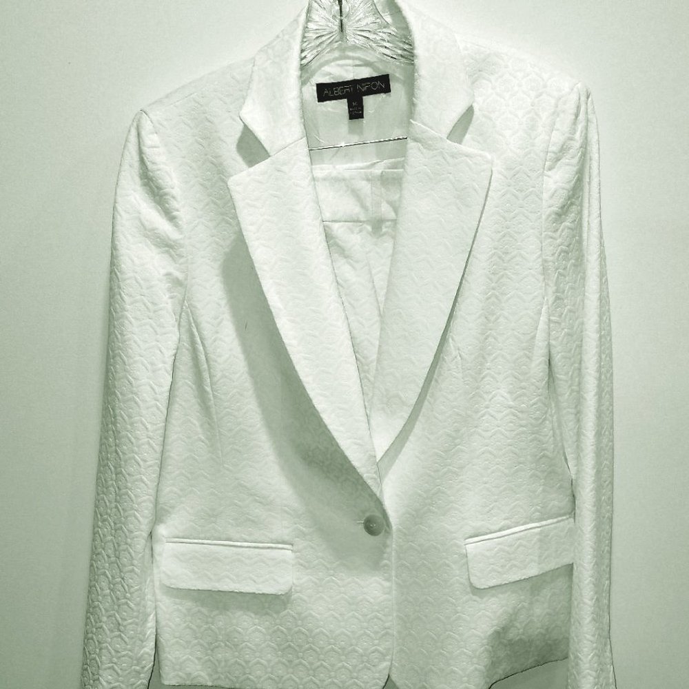 Albert Nipon Suit_Patterned size 14